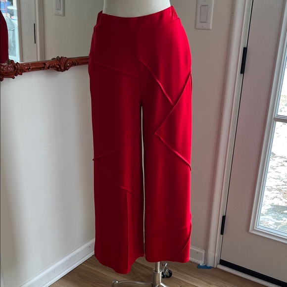 Red Isle Pant & Top Set - Picture 2 of 9